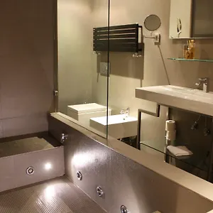 Piazza Del Gesu' Luxury Guest house