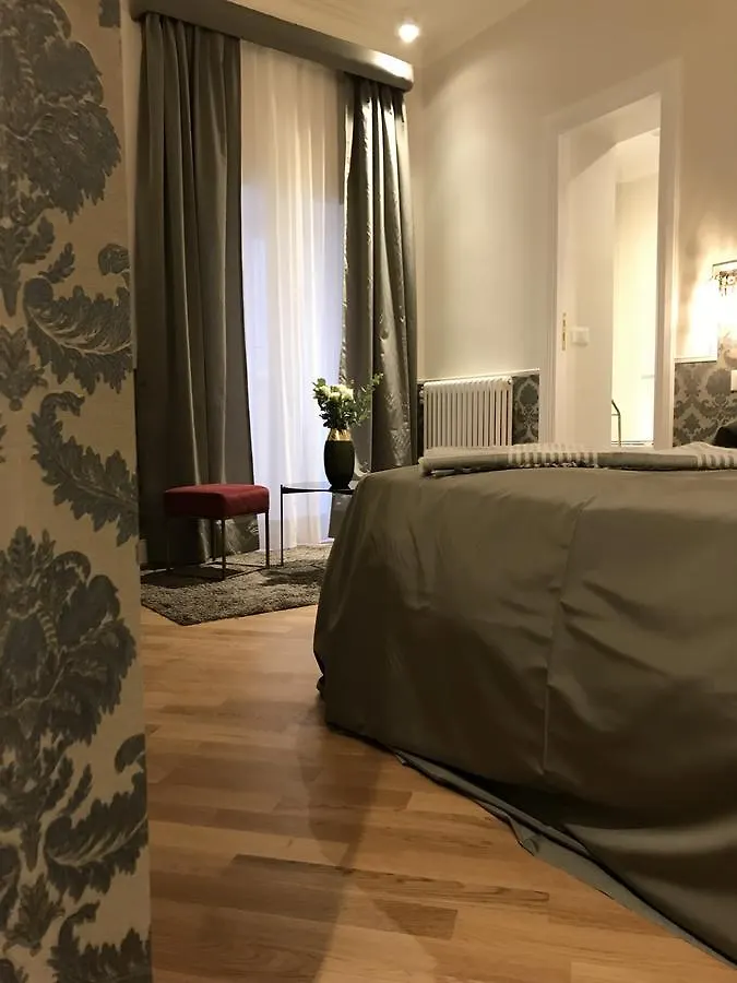 Mia Al Pantheon Luxury Suites Rom 2*,