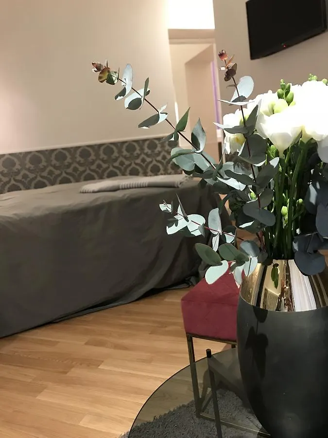 Mia Al Pantheon Luxury Suites Rom Italien